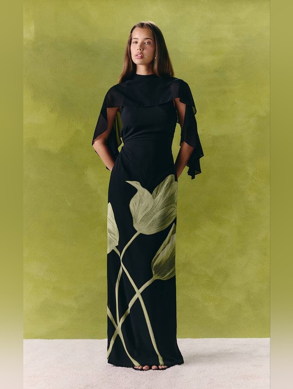 Pretty Little Thing Black Floral Printed Chiffon Cape Overlay Maxi Dress Size 4